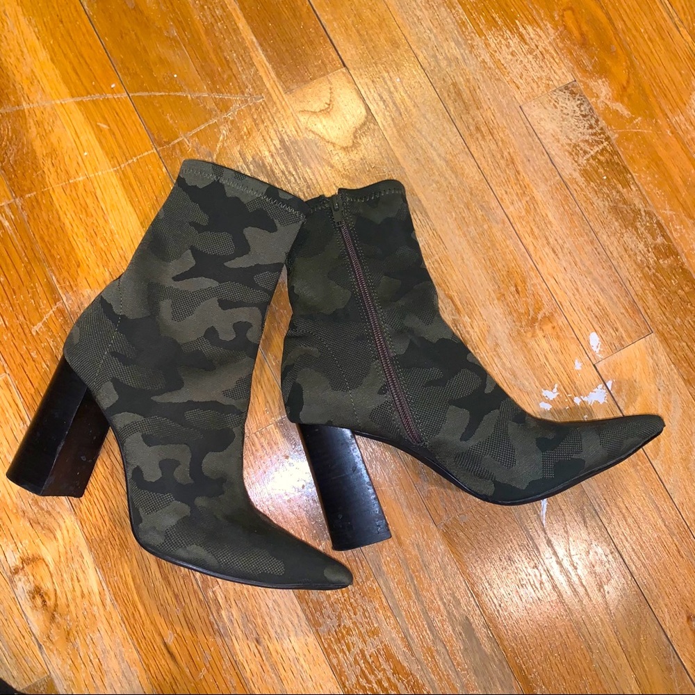 Jeffrey Campbell Camo Booties *worn Once!*